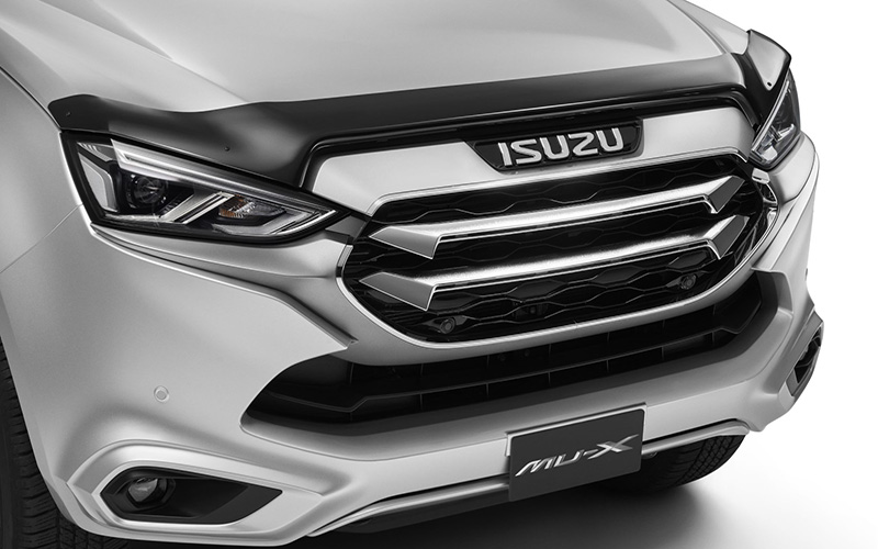 new-mu-x-bonnet-protector-tinted
