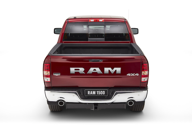 1500 Laramie 5'7" Tub rear