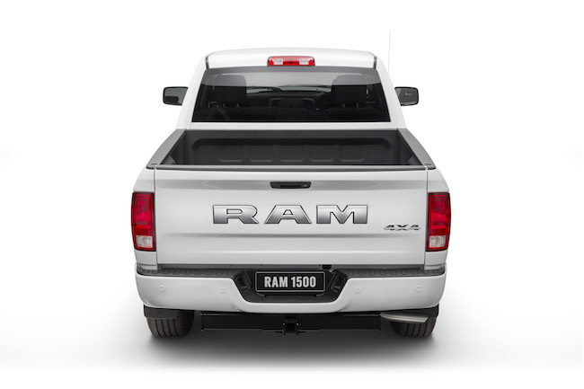 1500 Express 6'4" Tub rear