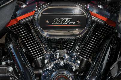 Milwaukee-Eight® Twin-Cooled 117 Engine