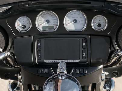 Premium BOOM!™ Box 6.5 Infotainment System