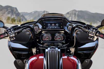 New BOOM!™ Box GTS Infotainment System