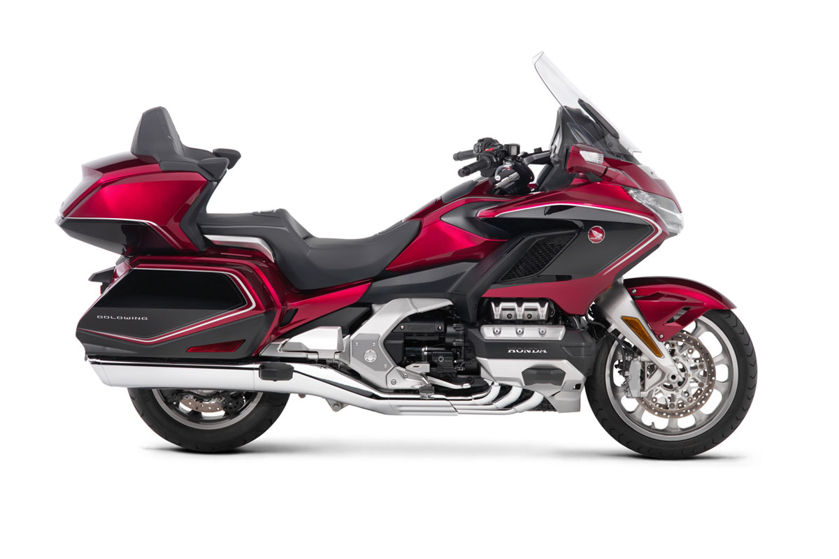 honda-2018-goldwing-tour-premium