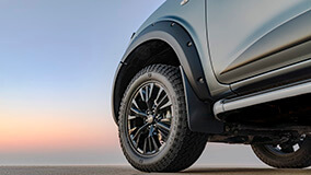 NP300-NAVARA