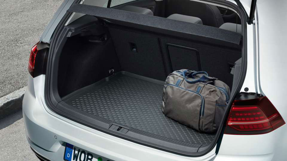 Luggage compartment liner