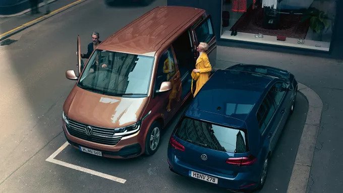 Multivan_Exterior_Lifestyle_Business