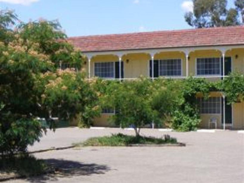 Bradman Motor Inn