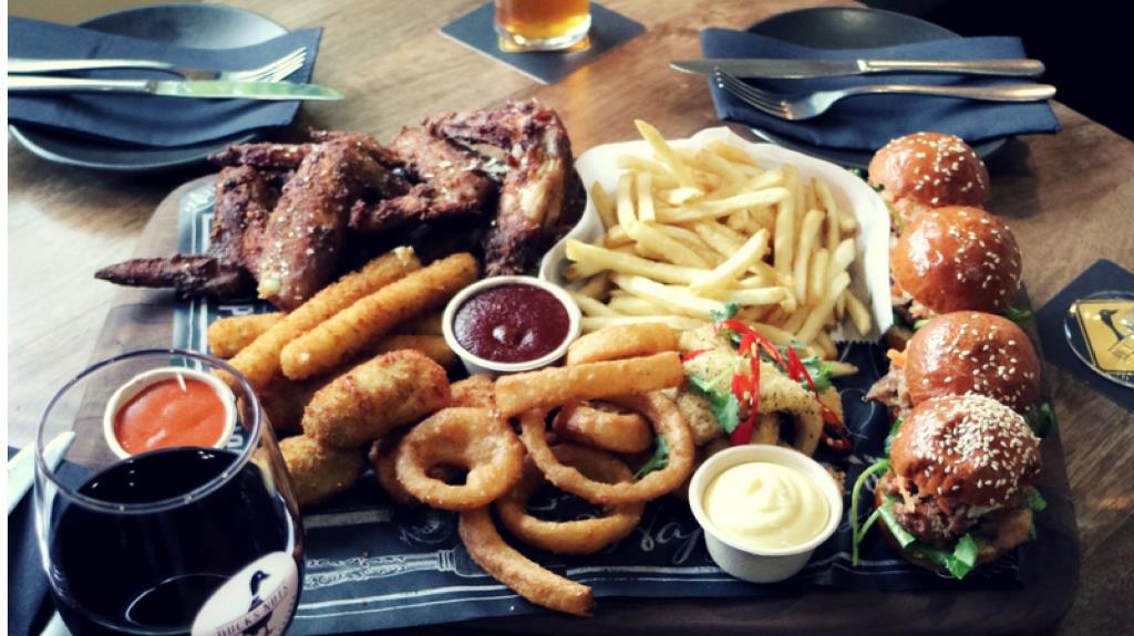 Ducks Nuts Bar & Grill in 30 Woolley Street Dickson Australia Photos