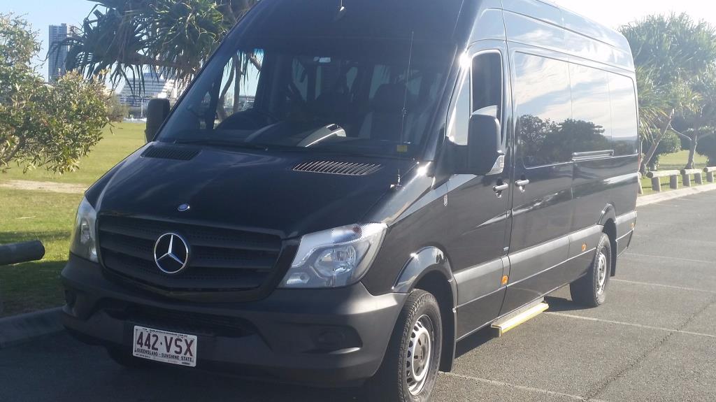 Hughes Chauffeured Cars Limousines Coaches - Brisbane