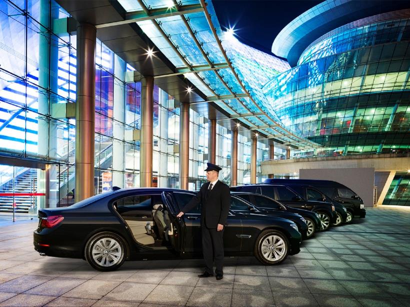 Hughes Chauffeured Cars Limousines Coaches - Brisbane