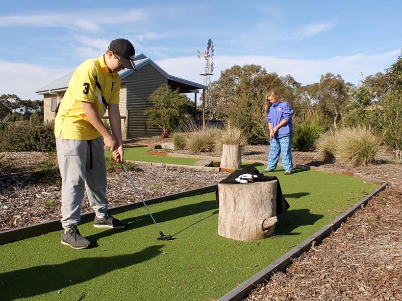 Summer Sensations Cafe, Berry Gardens and Wind Mill Mini Golf
