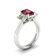 Garnet Ring White Gold Emerald Cut Blanche