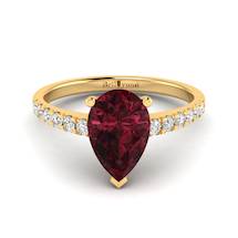 Garnet Ring Yellow Gold Solitaire Hera