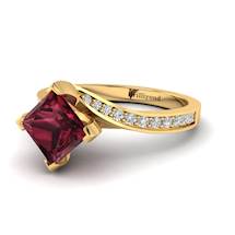 6x6mm Cushion Cut Garnet with CZ Accents on 18k Yellow Gold
