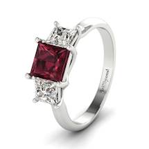 Garnet Ring White Gold Princess Cut Capri