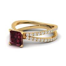 Garnet Ring Yellow Gold Princess Cut Florentine