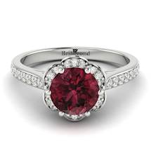 Garnet Ring White Gold Brilliant Cut Rosebud