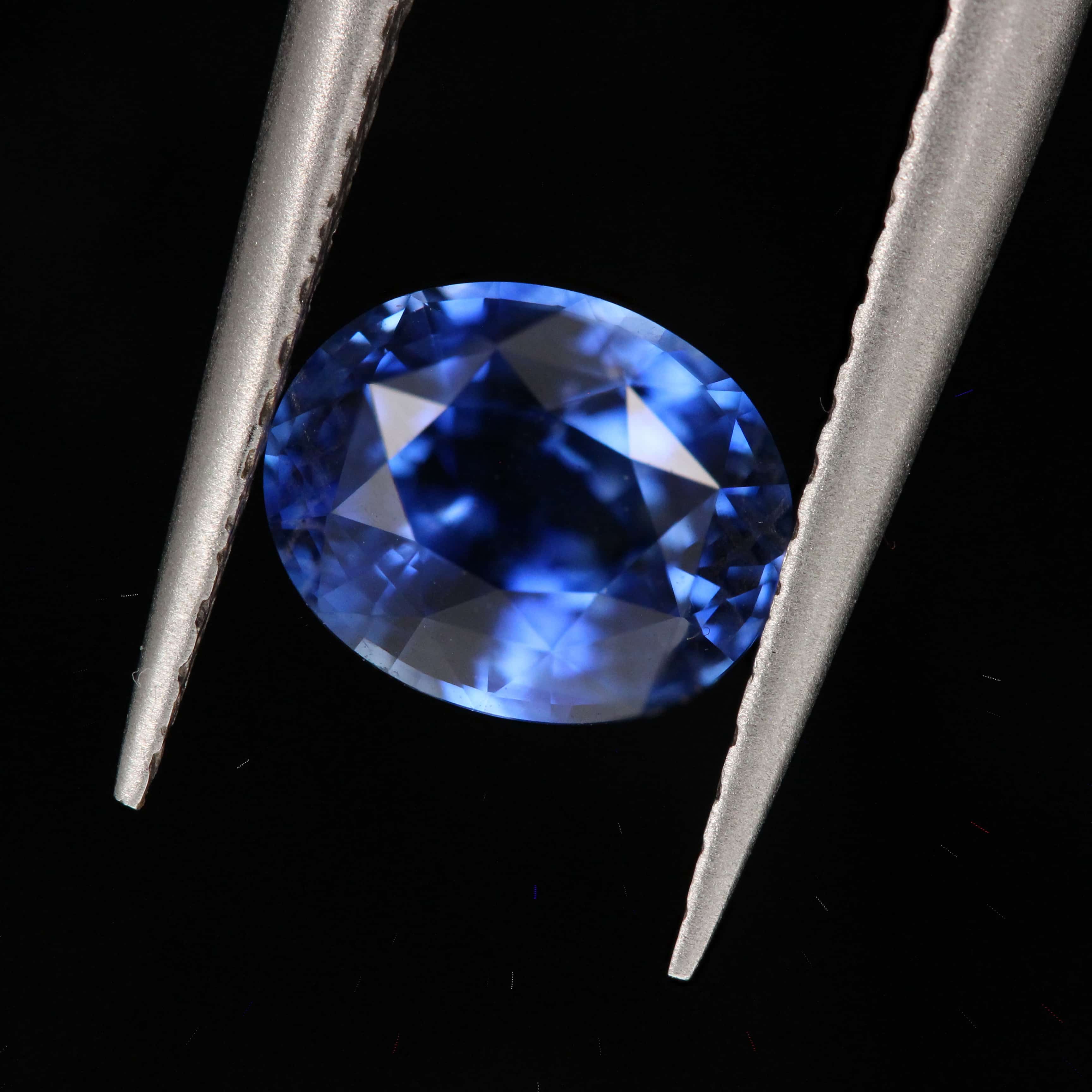 Royal blue sapphire 1.48ct oval shape gemstone from Brilliyond