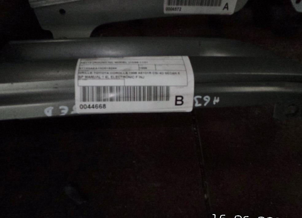 View Auto part Grille Toyota Corolla 1998