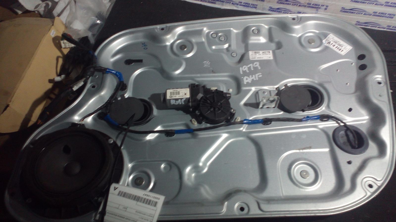 View Auto part Right Front Window Reg/Motor Hyundai Elantra 2007