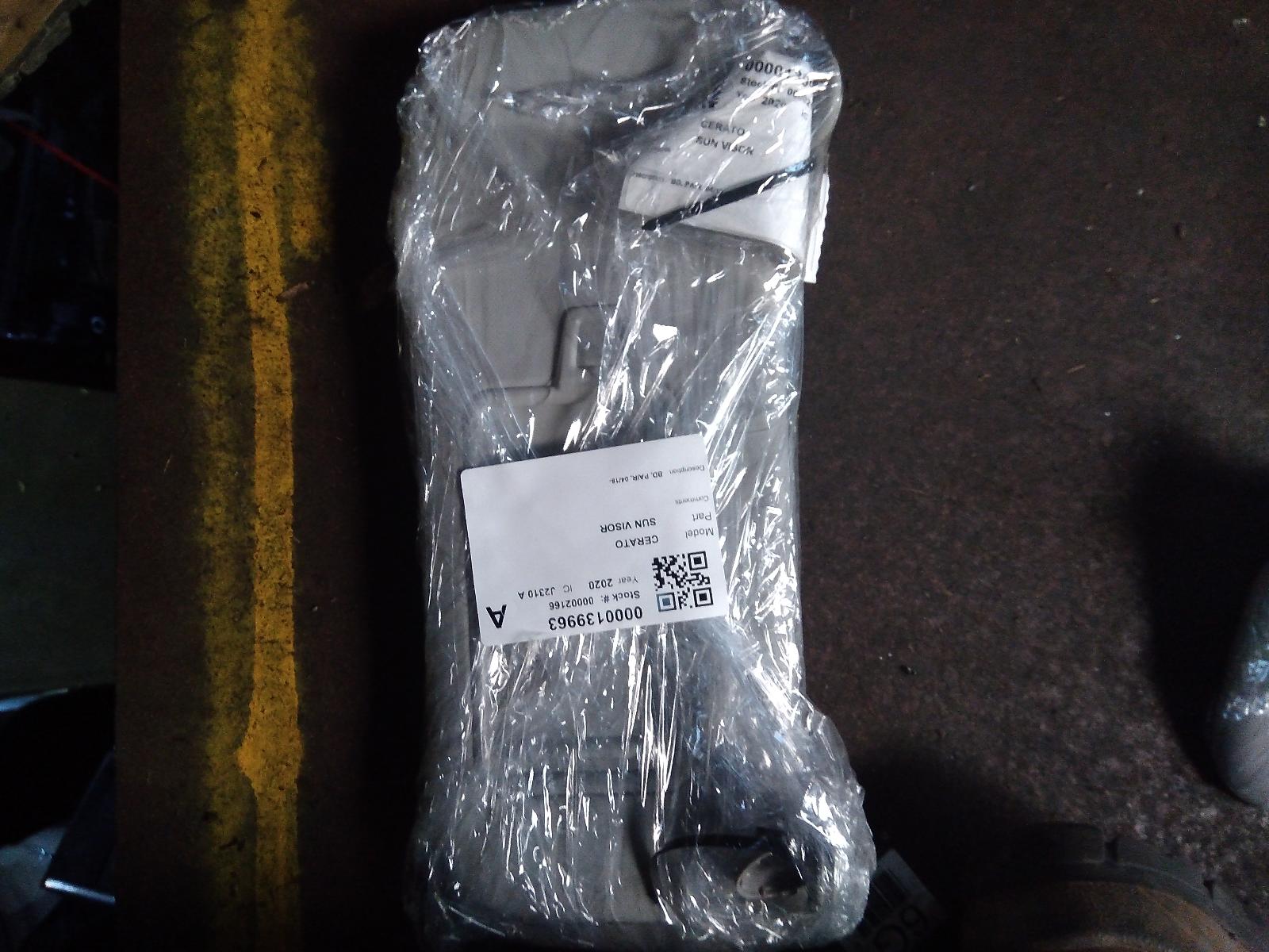 View Auto part Sunvisor Kia Cerato 2020