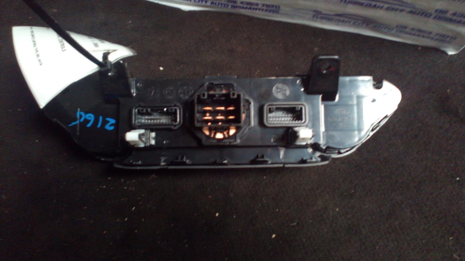 View Auto part Heater/Ac Controls Kia Cerato 2020