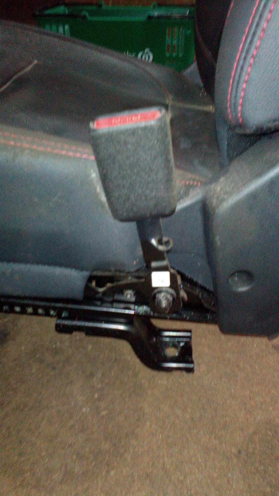 View Auto part Seatbelt/Stalk Ldv T60 2020
