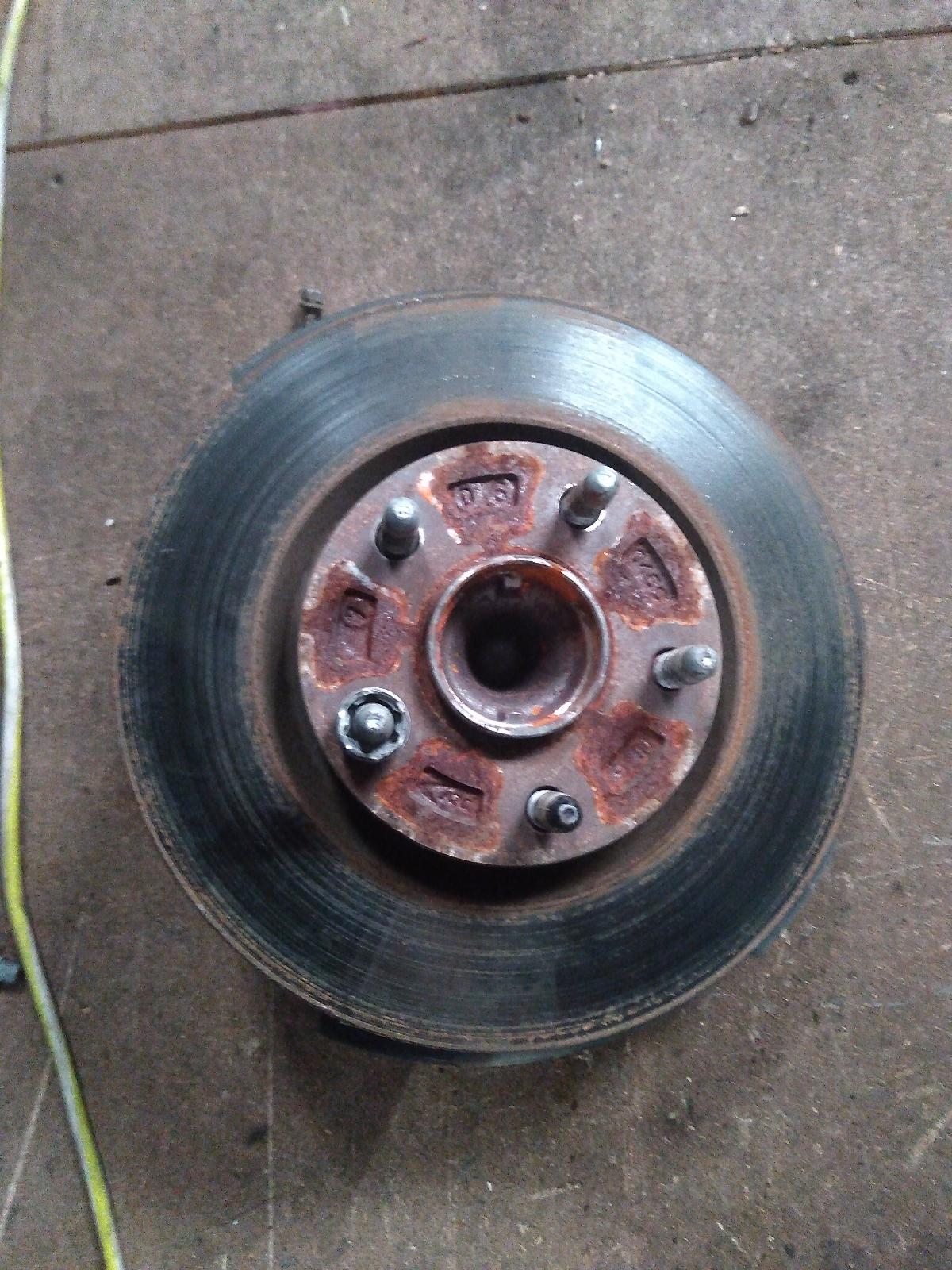 View Auto part Right Front Hub Assembly Holden Commodore 2016