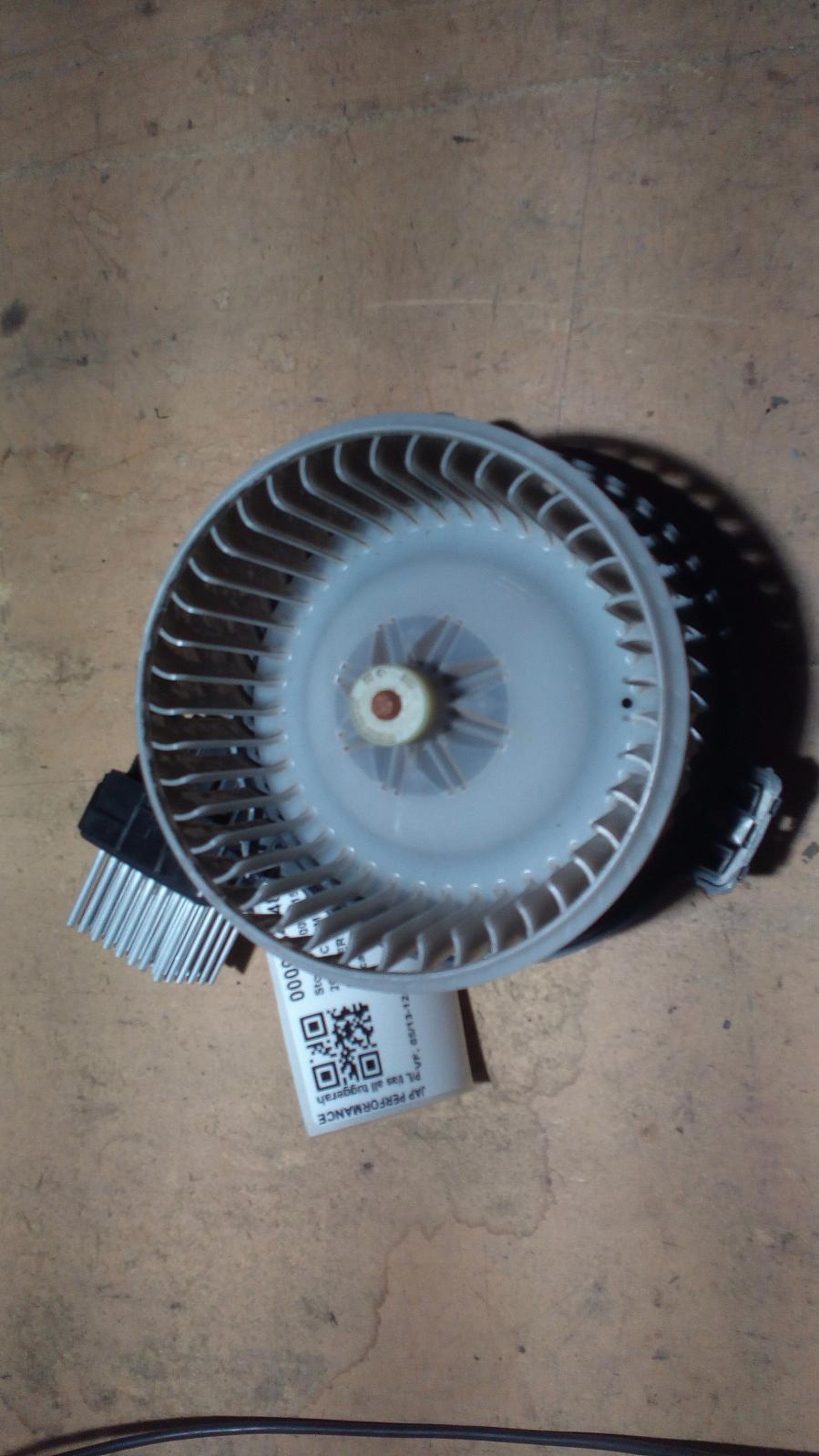 View Auto part Heater Fan Motor Holden Commodore 2016