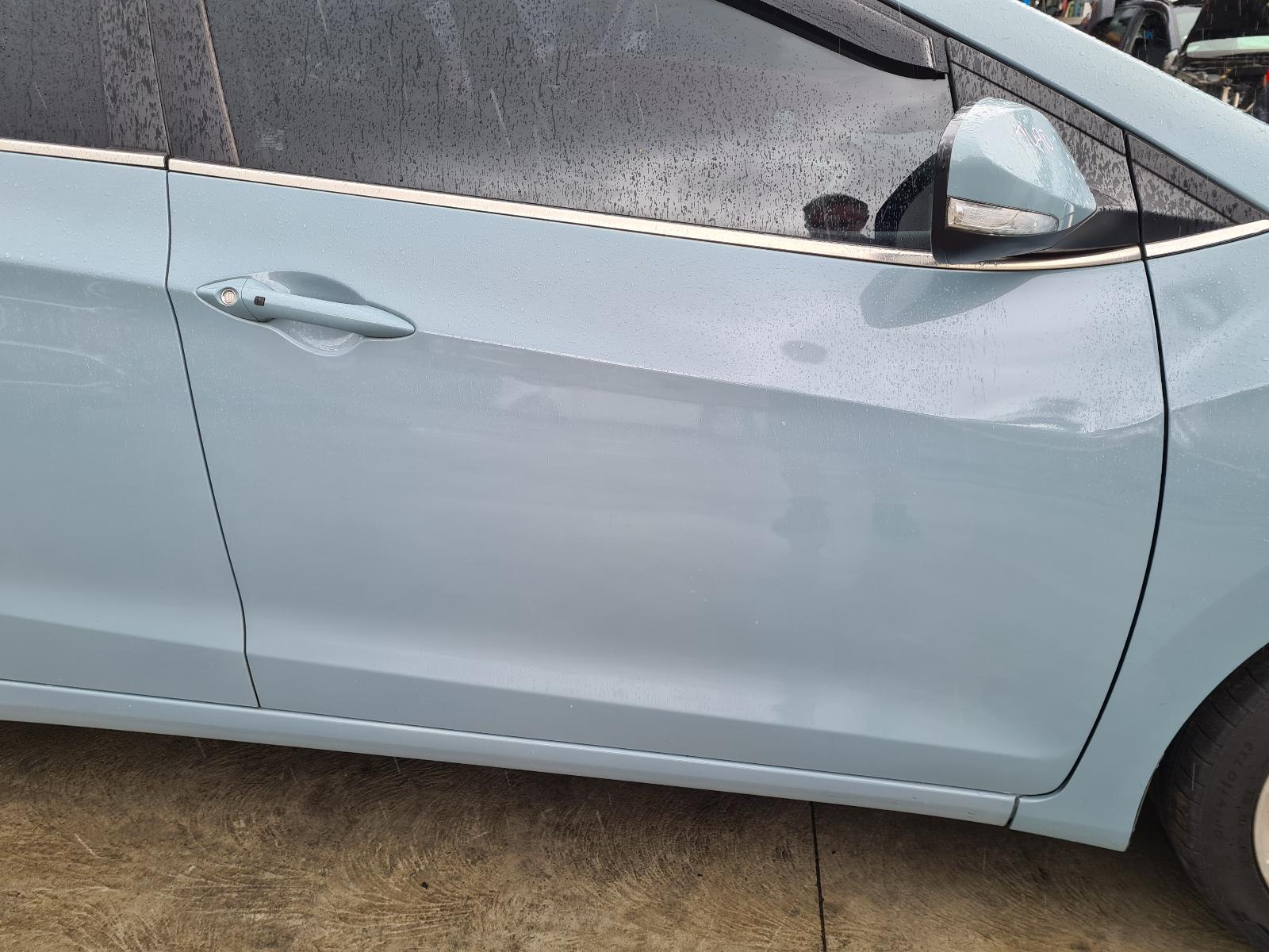View Auto part Door Handle Hyundai I30 2014