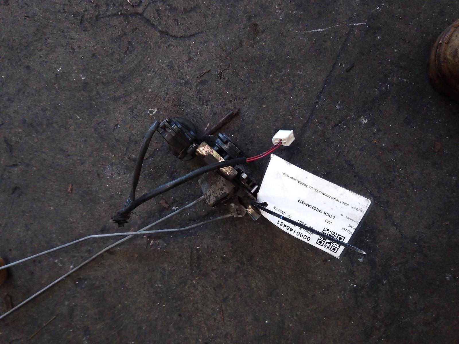 View Auto part Door/Boot/Gate Lock Mazda 323 2001