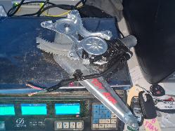 View Auto part Right Rear Wnd Reg/Motor Suzuki Ignis 2023