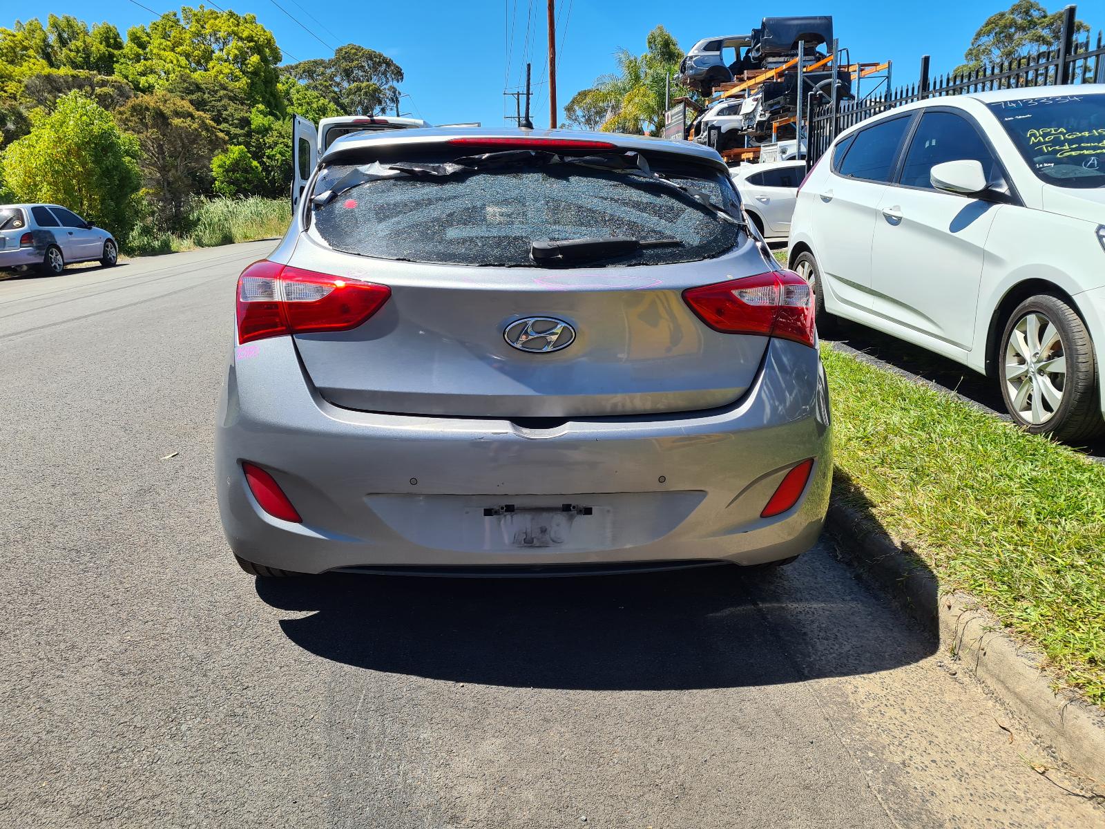 View Auto part Reverse Camera Hyundai I30 2015