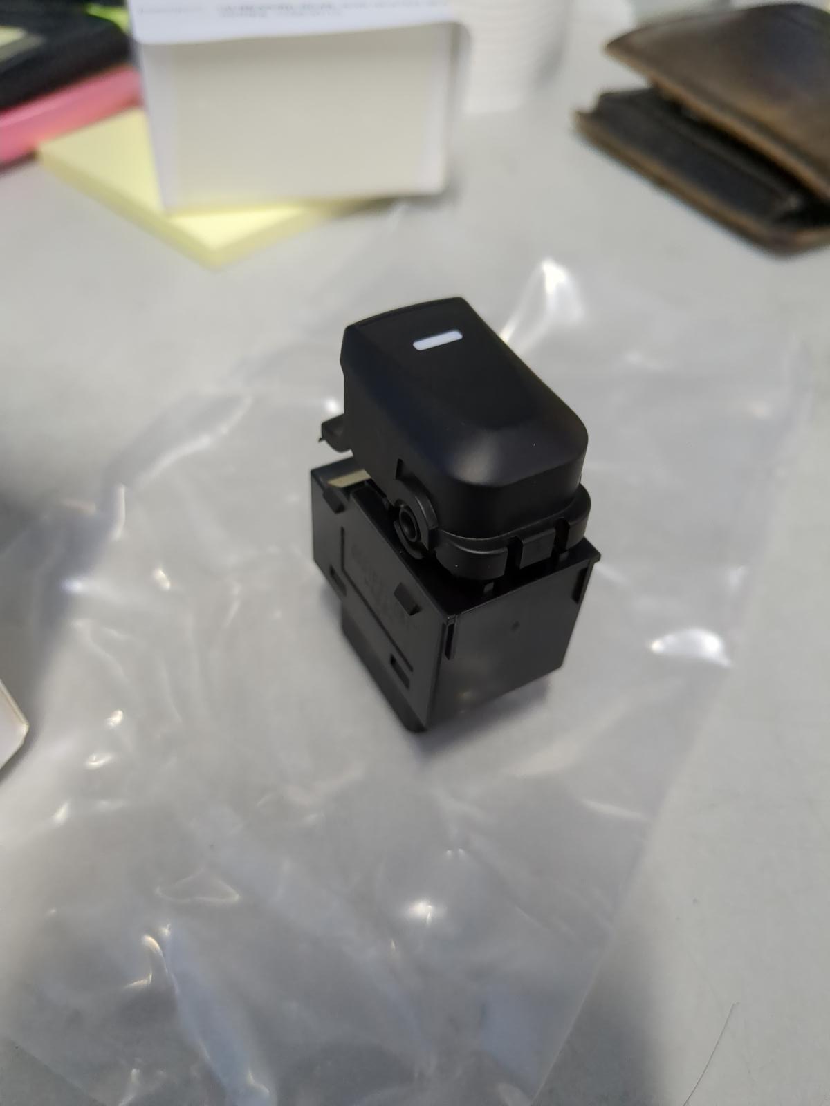 2009 Hyundai Ix35 Pwr Dr Wind Switch View Auto part Pwr Dr Wind Switch Hyundai Ix35 2009