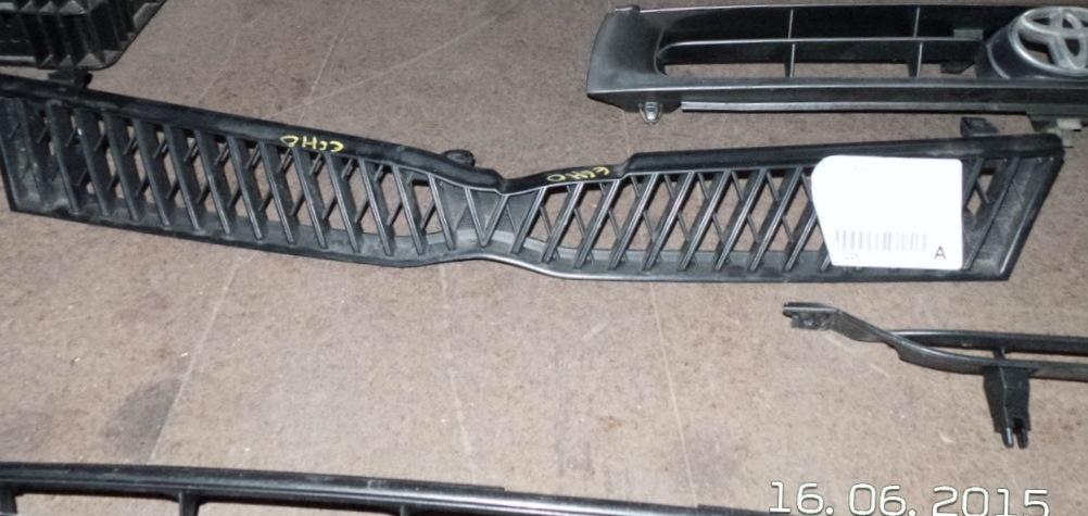 View Auto part Grille Toyota Echo 2005