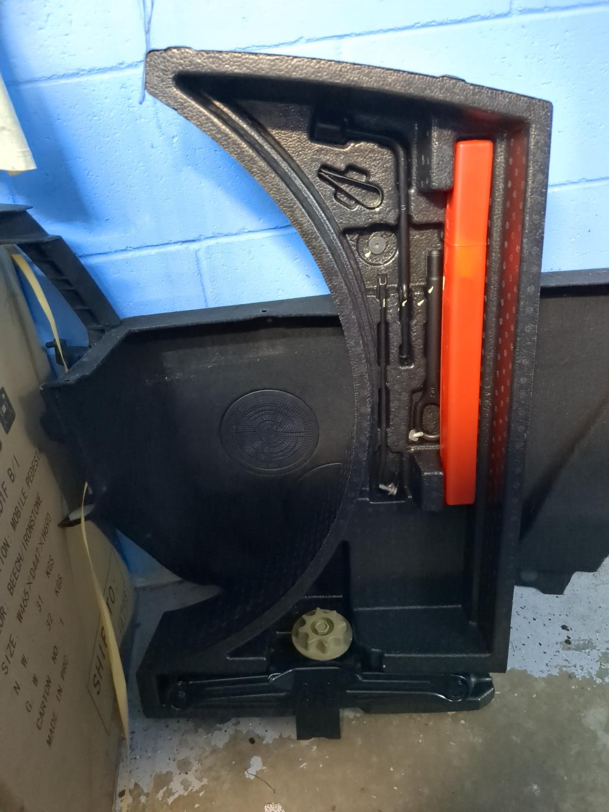 2022 Haval H6 Jack/Tool Kit View Auto part Jack/Tool Kit Haval H6 2022
