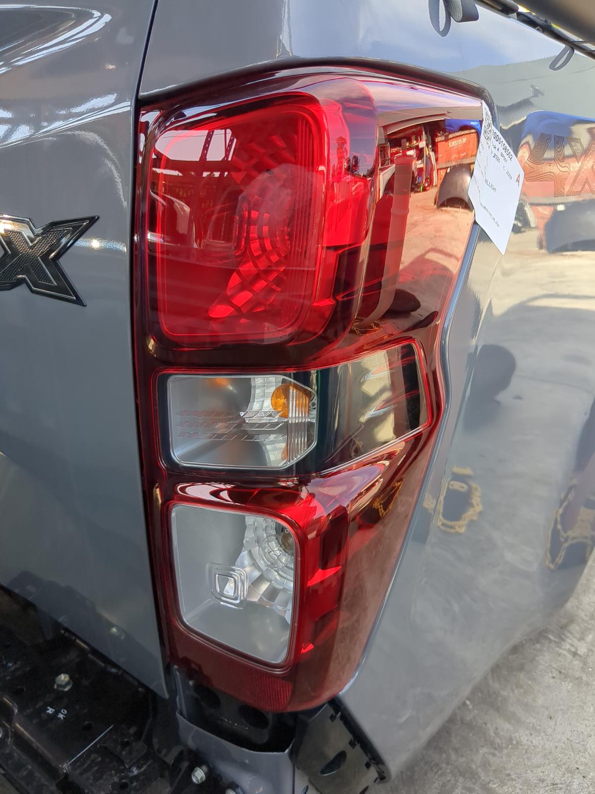 View Auto part Right Taillight Isuzu Dmax 2020