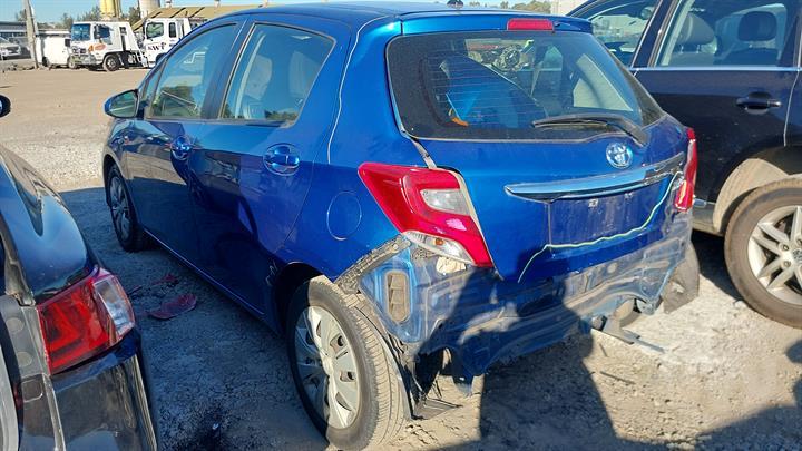 View Auto part Radiator Toyota Yaris 2016