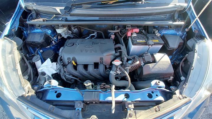 View Auto part Radiator Toyota Yaris 2016