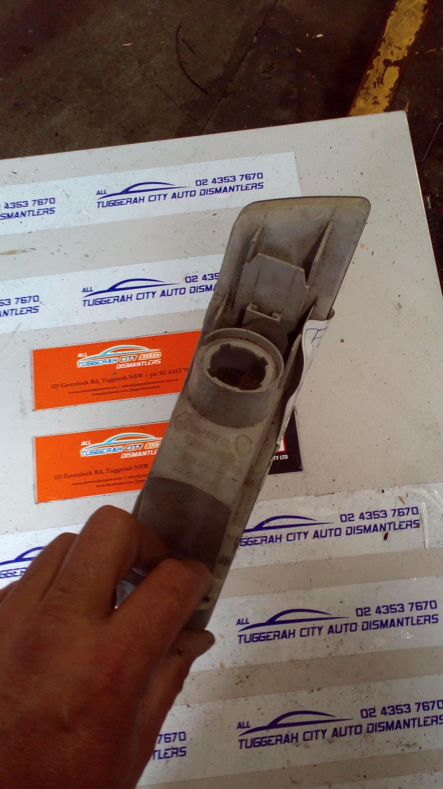 View Auto part Left Indicator/Fog/Side Mitsubishi Verada 1998