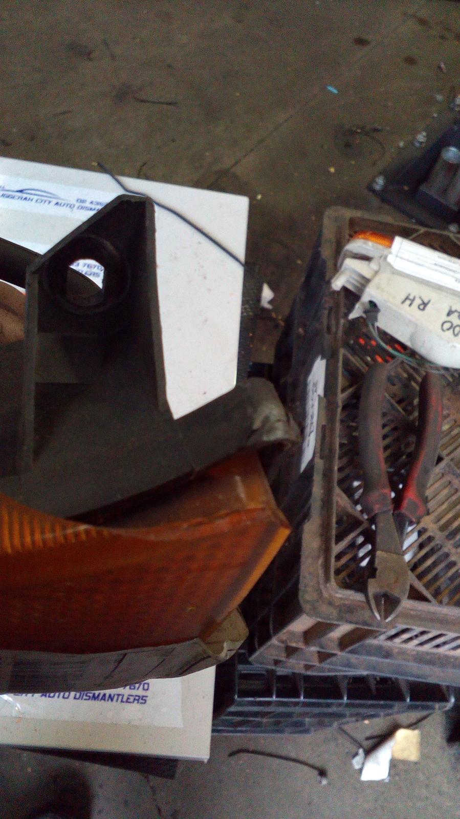 View Auto part Left Indicator/Fog/Side Subaru Impreza 1993
