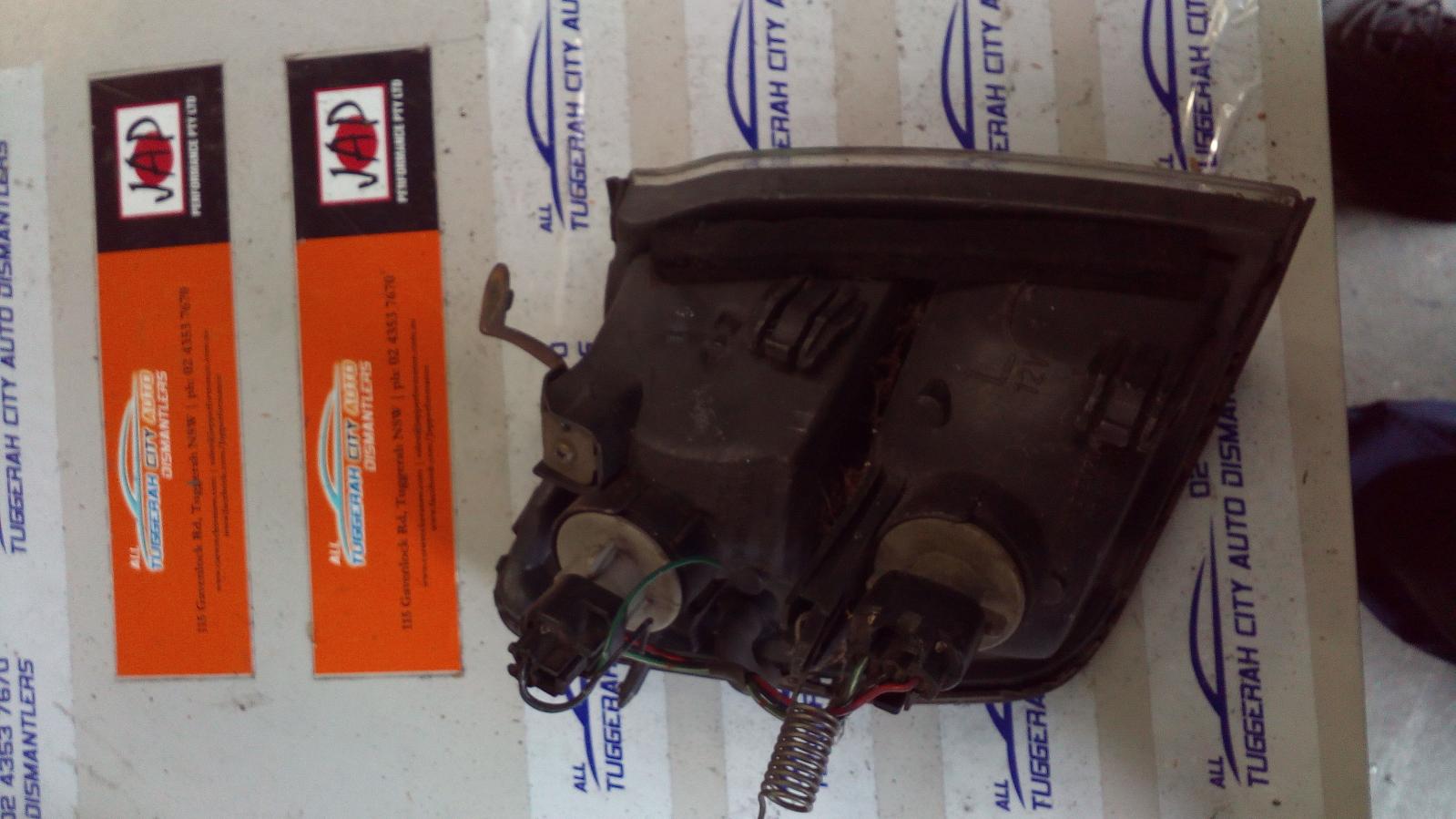 View Auto part Left Indicator/Fog/Side Mitsubishi Pajero 1992