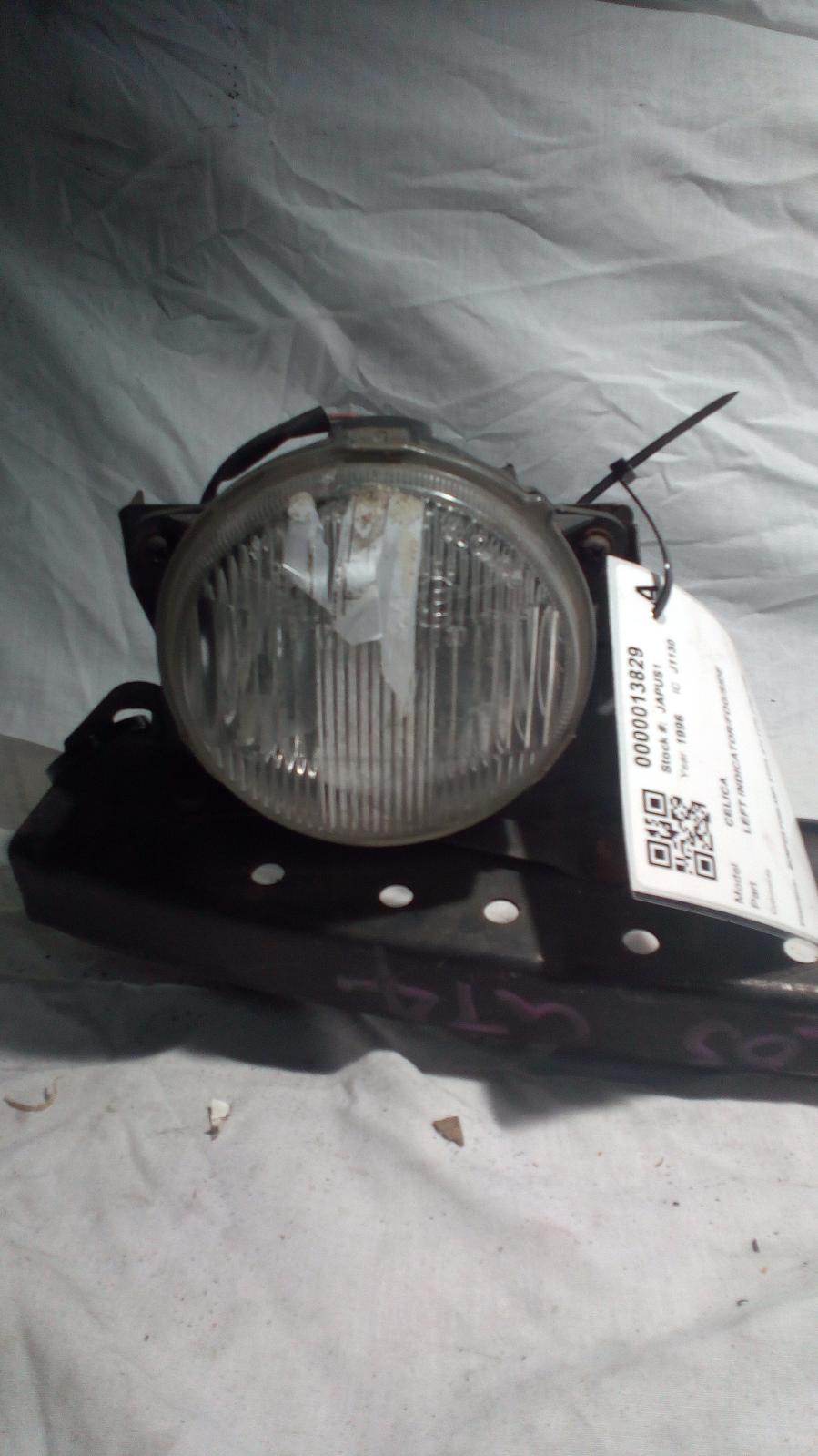 1996 Toyota Celica Left Indicator/Fog/Side View Auto part Left Indicator/Fog/Side Toyota Celica 1996