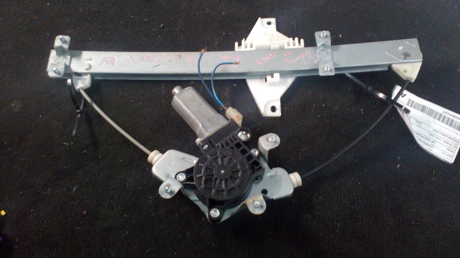 View Auto part Right Front Window Reg/Motor Hyundai Terracan 2004
