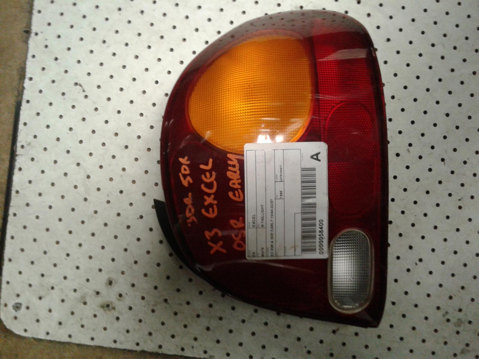 1996 Hyundai Excel Right Taillight View Auto part Right Taillight Hyundai Excel 1996