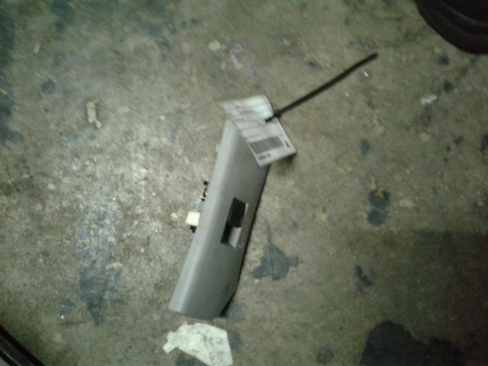 2009 Toyota Yaris Pwr Dr Wind Switch View Auto part Pwr Dr Wind Switch Toyota Yaris 2009
