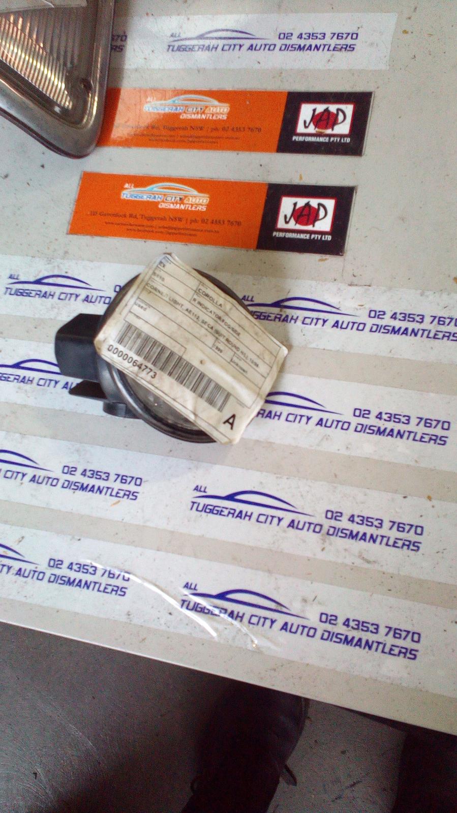 1999 Toyota Corolla Right Indicator/Fog/Side View Auto part Right Indicator/Fog/Side Toyota Corolla 1999