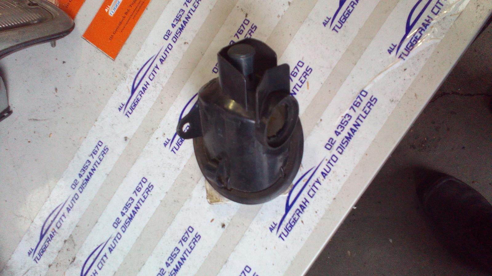 1999 Toyota Corolla Right Indicator/Fog/Side View Auto part Right Indicator/Fog/Side Toyota Corolla 1999