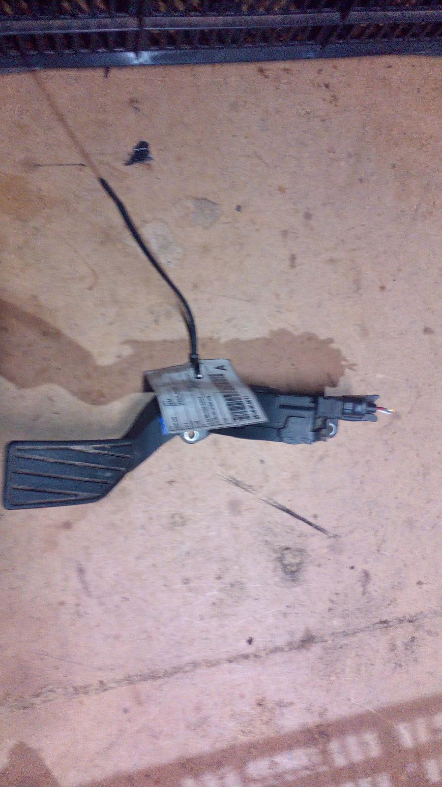 View Auto part Pedal Assembly Suzuki Sx4 2007