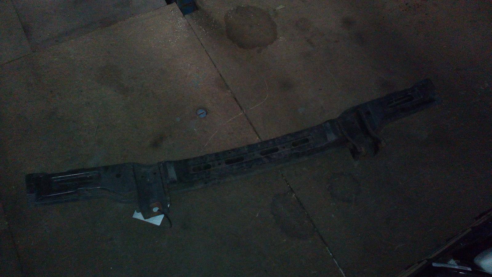 2004 Hyundai Terracan F/Bar Reinforc/Brack View Auto part F/Bar Reinforc/Brack Hyundai Terracan 2004